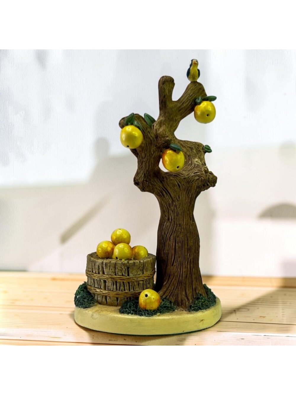 Goebel Hummelscapes Apple Tree Figurine Kinder Park 1997 4-3/4" Vintage Decor
